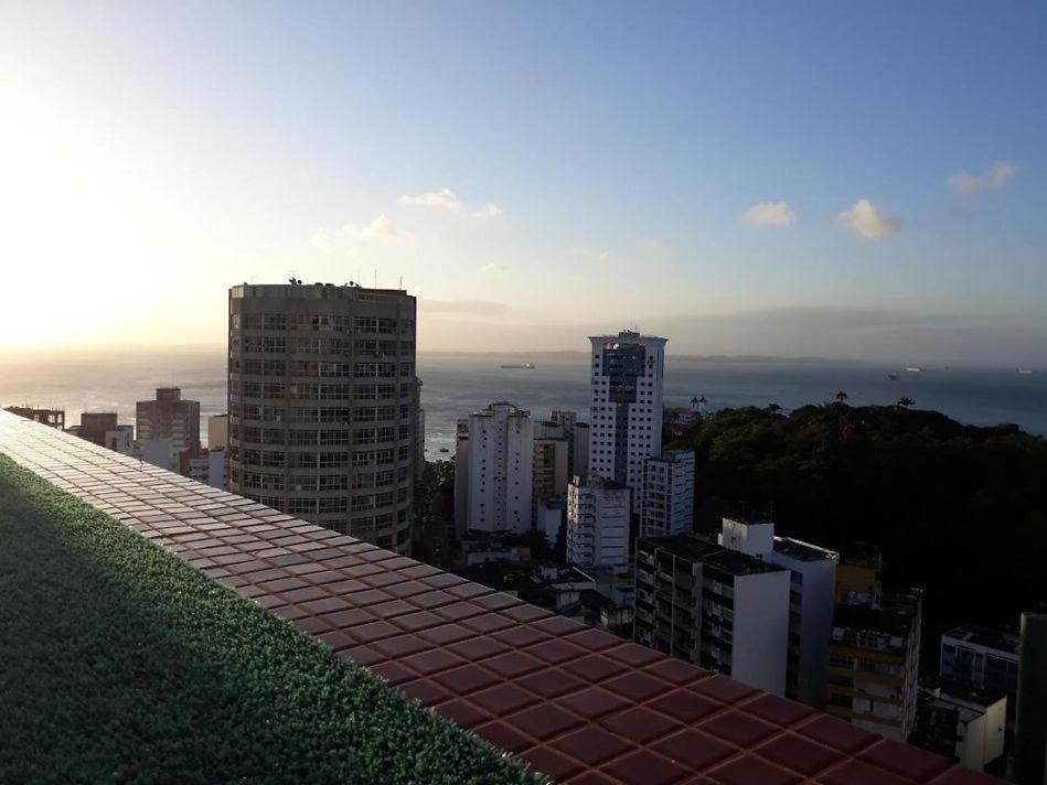 Maravilhoso Apartamento 2 Quartos Com Ofuro Porto Da Barra Salvador Summer Barra Flat Экстерьер фото